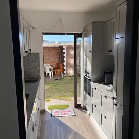 House With Garden In Bombarral - 100 M², Shared Pool Feriehus